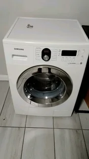 Immaculate Samsung 8kgs eco bubble with delivery