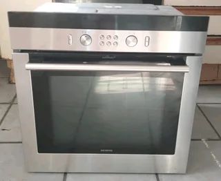 Metallic simens thermo fan oven with delivery