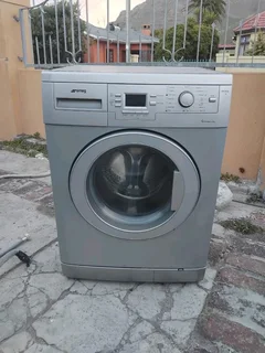 Silver smeg 8kgs front loader washing machine with delivery