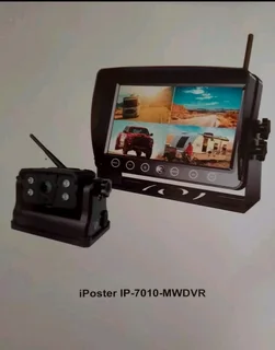 Wireless 7&#34;Quad Reverse Camera
