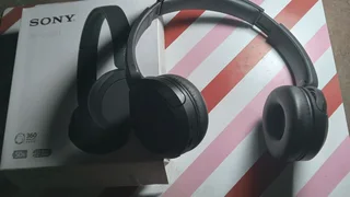 Bluetooth WH-CH520 Sony Headphones with 50 Hour Battery Life.