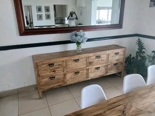 Quality chest of drawers