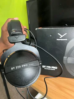 Beyerdynamic dt 770 PRO studio Headphones