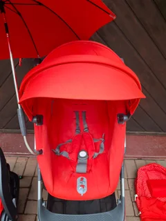 STOKKE Brand Name 3 in 1 Baby Travelling System