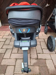 STOKKE Brand Name 3 in 1 Baby Travelling System