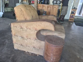Art deco chairs 2 for R3000