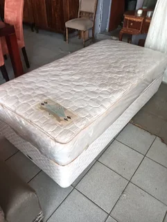 Sealy Posturepedic Ultra Premium Single base and mattress