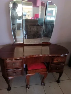 Imbuia wood dressing table with swivel gladed mirror and chair