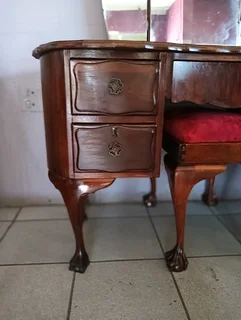 Imbuia wood dressing table with swivel gladed mirror and chair