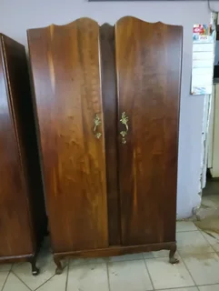 Kiaat solid wood Ball and claw feet stand  wardrobes