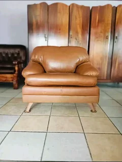 Genuine leather classic couches 2 and one seater