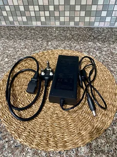 MAGNETO 1200W PORTABLE POWER STATION