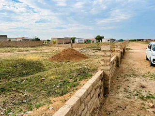 1200 square meters empty stand at Suurman Phomolong Hammanskraal.