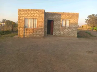 One bedroom and Kitchen at Suurman Ridge Hammanskraal