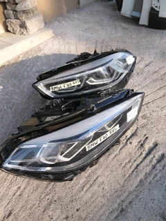 BMW F40 Headlights Both Sides