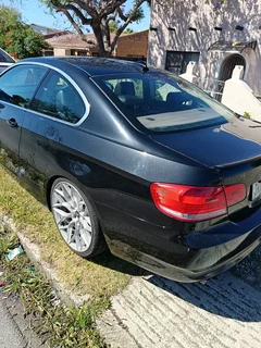2007 BMW 325i Coupe