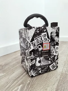 Polaroid punk Bluetooth speaker, barely used brand new condition.