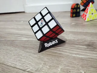 Rubics cube collection in prestine like new condition