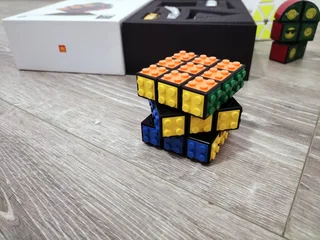 Rubics cube collection in prestine like new condition