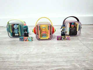 Lego videyo collectable rare music video Lego set X3 with 2 mystery pack mini figures included