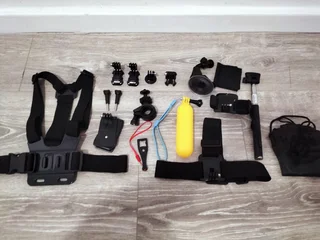 3 sets including vlogger kit, go pro mounts and action camera set