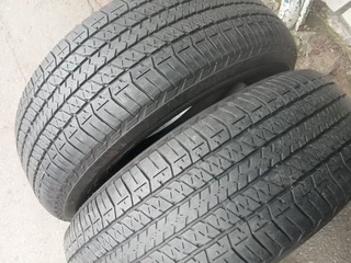 2x 235/65/R17 BRIDGESTONE DUELER TYRES 90%TREAS IS AVAILABLE NOW CALL NATAL 0688190717