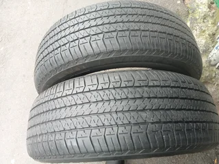 2x 235/65/R17 BRIDGESTONE DUELER TYRES 90%TREAS IS AVAILABLE NOW CALL NATAL 0688190717