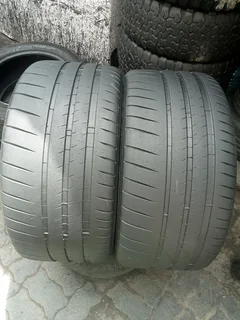 2x 275/35/R20 MICHELIN PILOT SPORT CUP 2 TYRES 95%THREAD LIFE CALL NATAL 0688190717