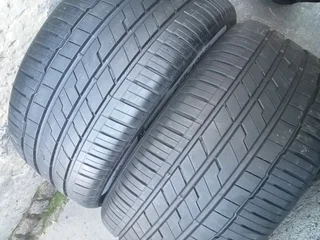 2X 275/40/R21 HANKOOK TYRES 98%THREAD LIFE CALL NATAL 0688190717