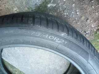 2X 275/40/R21 HANKOOK TYRES 98%THREAD LIFE CALL NATAL 0688190717