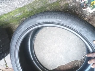 2x 265/40/R21 MICHELIN LATITUDE SPORT 3 TYRES CALL NATAL 0688190717