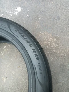 2X 245/45/R19 PIRELLI P ZERO TYRES 98%THREAD LIFE CALL NATAL 0688190717