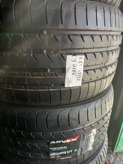 BRAND NEW TYRES 2X 285/35/R18 YOKOHAMA ADEVAN CALL NATAL 0688190717