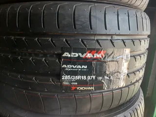 BRAND NEW TYRES 2X 285/35/R18 YOKOHAMA ADEVAN CALL NATAL 0688190717