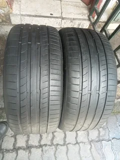 2x 235/35/R19 CONTINENTAL NORMAL TYRES 90%THRRAD LIFE CALL NATAL 0688190717