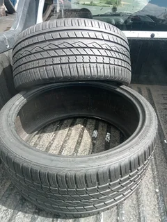 2X 305/30/R23 CONTINENTAL CROSS CONTACT TYRES 95%THREAD LIFE CALL NATAL 0688190717