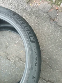 2X 255/35/R19 MICHELIN PILOT SPORT 4 S TYRES CALL NATAL 0688190717
