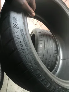 2x 245/35/R20 MICHELIN PILOT SPORT 4 S TYRES 98% THREAD LIFE CALL NATAL