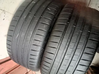 2x 245/35/R20 MICHELIN PILOT SPORT 4 S TYRES 98% THREAD LIFE CALL NATAL