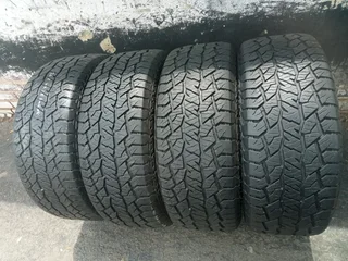 4X 265/60/R18 HANKOOK DYNAPRO AT 2 TYRES 95% THREAD LIFE CALL NATAL 0688190717