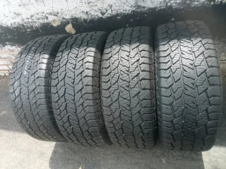 4X 265/60/R18 HANKOOK DYNAPRO AT 2 TYRES 95% THREAD LIFE CALL NATAL 0688190717