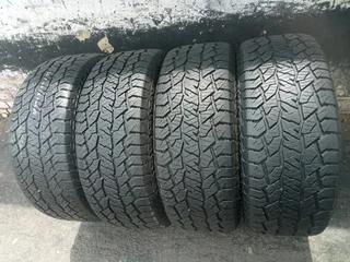 4X 265/60/R18 HANKOOK DYNAPRO AT 2 TYRES 95% THREAD LIFE CALL NATAL 0688190717