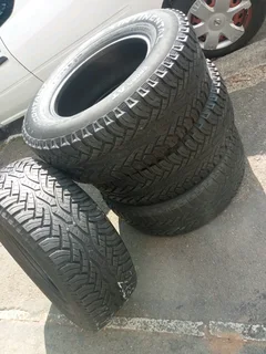 2x 265/65/R17 CONTINENTAL CROSS CONTACT TYRES 85%THREAD CALL NATAL