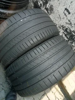 2x 315/35/R21 PIRELLI P ZERO TYRES 90%THREAD LIFE CALL NATAL