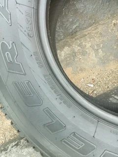 4X 265/65/R17 BRIDGESTONE DUELER TYRES 95%THREAD LIFE CALL NATAL