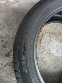 2x 235/50/R20 PIRELLI SCORPION TYRES 95%THRRAD LIFE CALL NATAL 0688190717