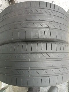 2x 255/40/R20 CONTINENTAL NORMAL TYRES 90%THREAD LIFE CALL NATAL 0688190717