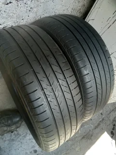 2x 215/60/R17 BRIDGESTONE ALENZA NORMAL TYRES 95%THREAD LIFE CALL NATAL 0688190717