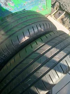 2x 225/65/R17 BRIDGESTONE ALENZA TYRES 95%THRRAD LIFE CALL NATAL 0688190717