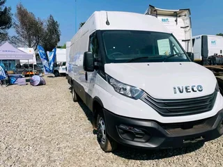 IVECO PANEL VAN